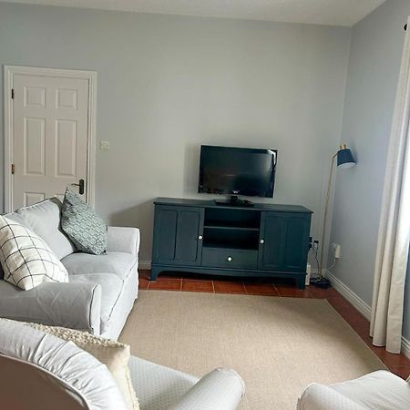 Nem House Apartment Голуей Екстериор снимка
