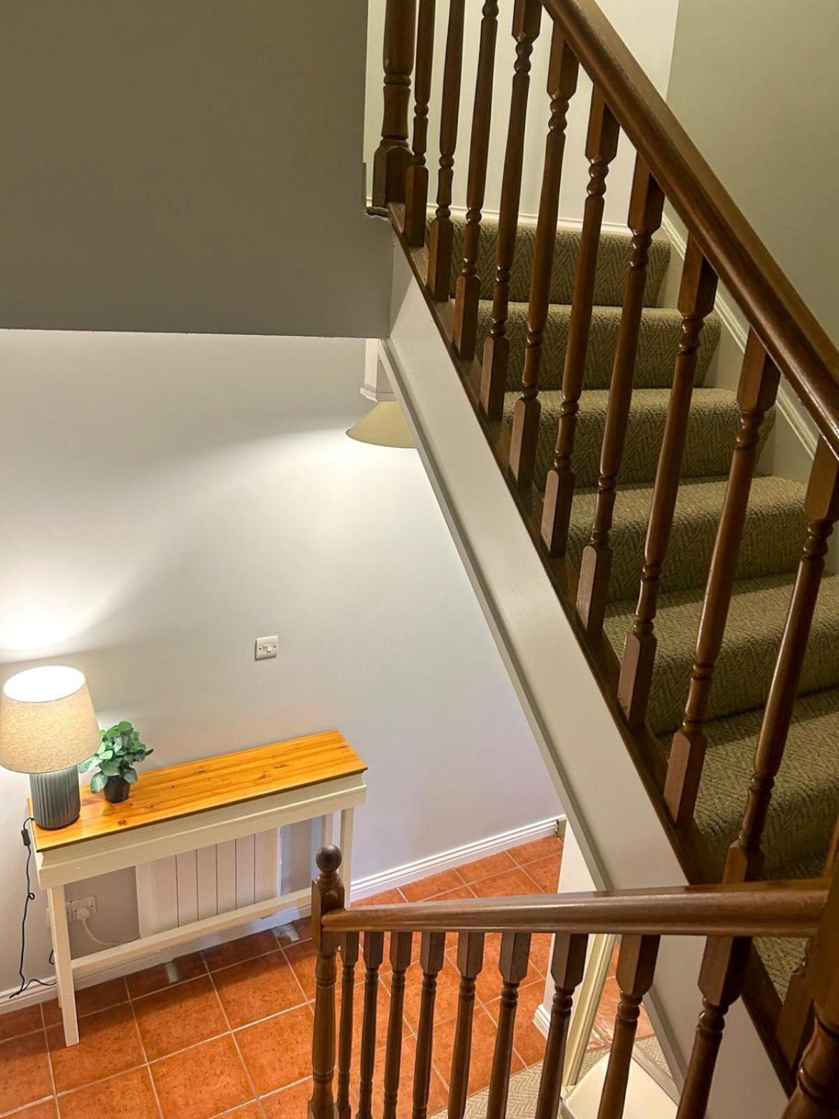 Nem House Apartment Голуей Екстериор снимка